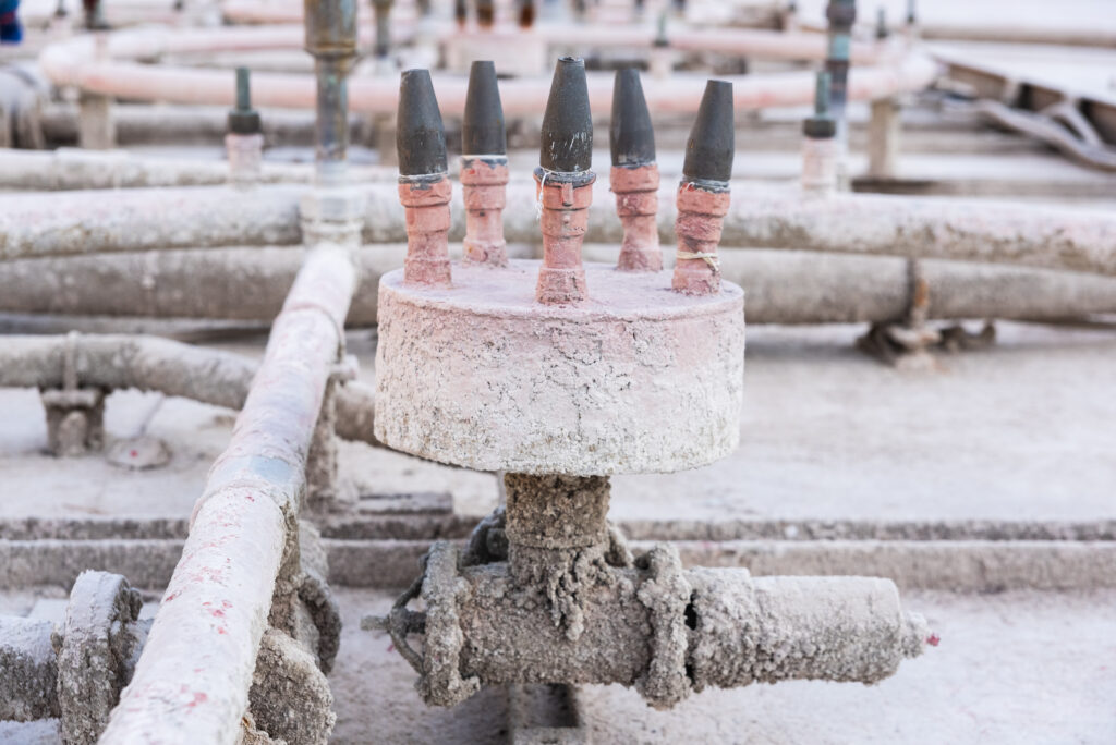How Frozen Pipes Cause Water Damage in Pittsburgh Buildings